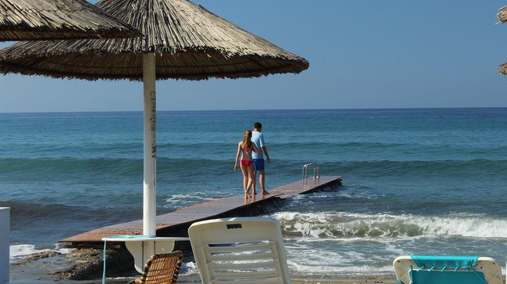 Tinos Beach Hotel Ngoại thất bức ảnh