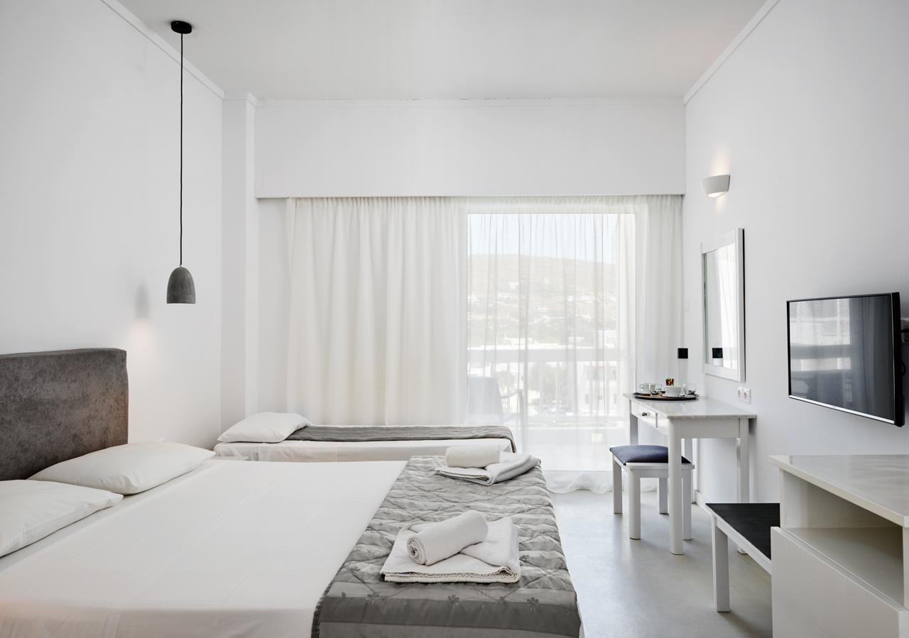 Tinos Beach Hotel Ngoại thất bức ảnh